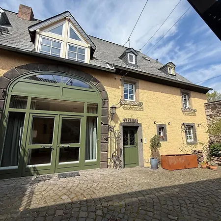 Historische Schmiede Naehe Laacher *